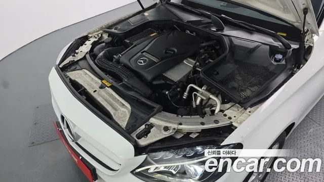 Mercedes-Benz C-Class 2015 thumb 5