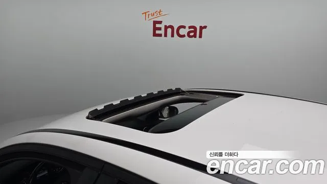 Mercedes-Benz C-Class 2015 thumb 9