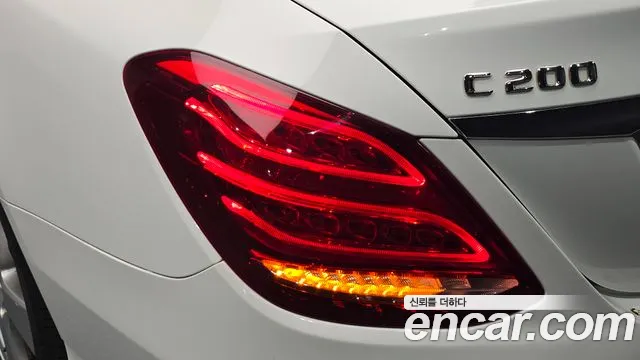 Mercedes-Benz C-Class 2015 thumb 6