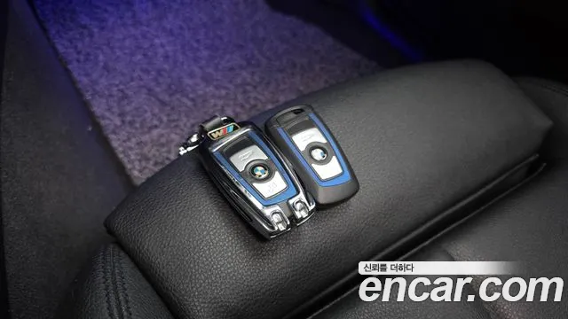 BMW 3 серии 2018 thumb 6