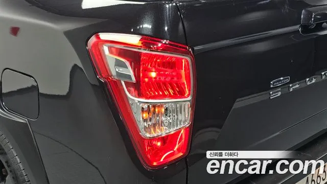 KGM Rexton 2021 thumb 2