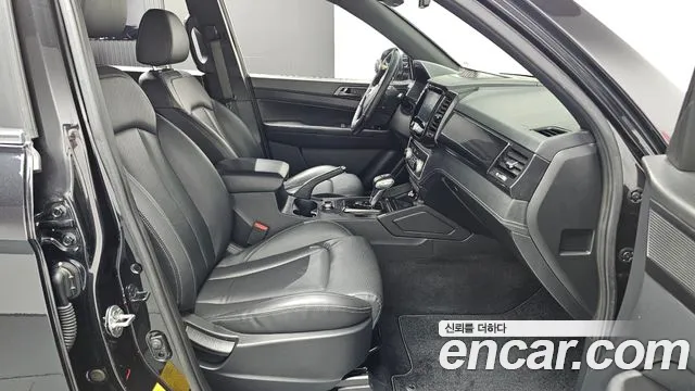 KGM Rexton 2021 thumb 3