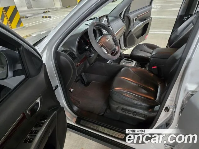 Hyundai Санта Фе 2010 thumb 4