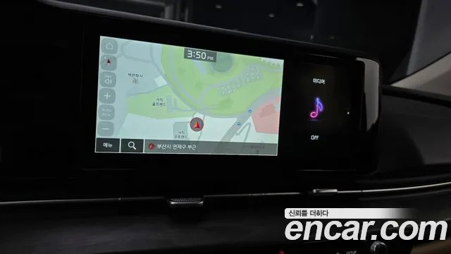 Kia Carnival 2022 thumb 11