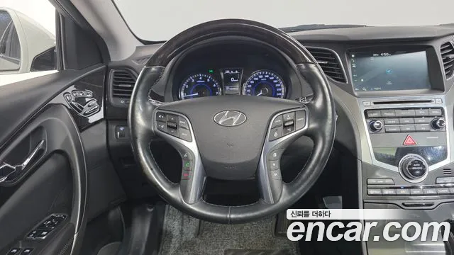 Hyundai Grandeur 2015 thumb 8