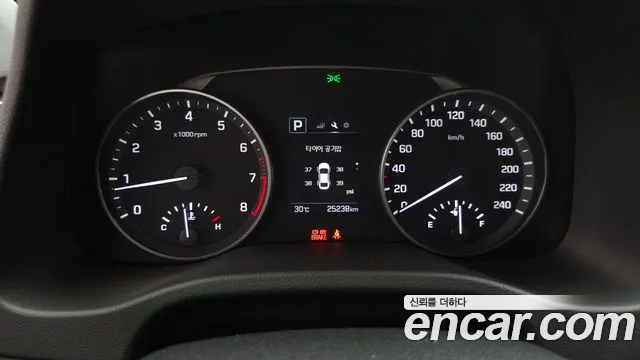 Hyundai AD 2018 thumb 12