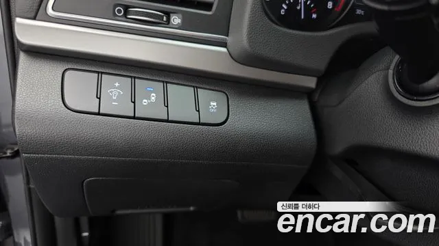 Hyundai AD 2018 thumb 11
