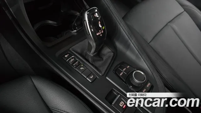 BMW X1 2018 thumb 12