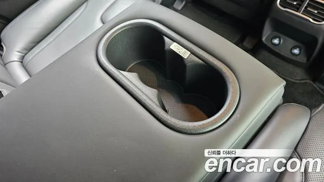 Hyundai Santa Fe 2022 thumb 11