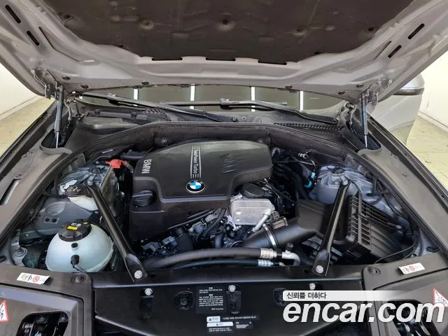BMW 5 серии 2014 thumb 6