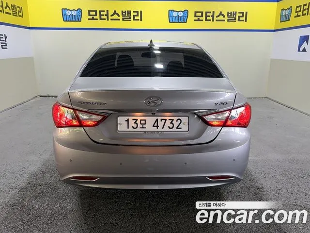 Hyundai Sonata 2011 thumb 3