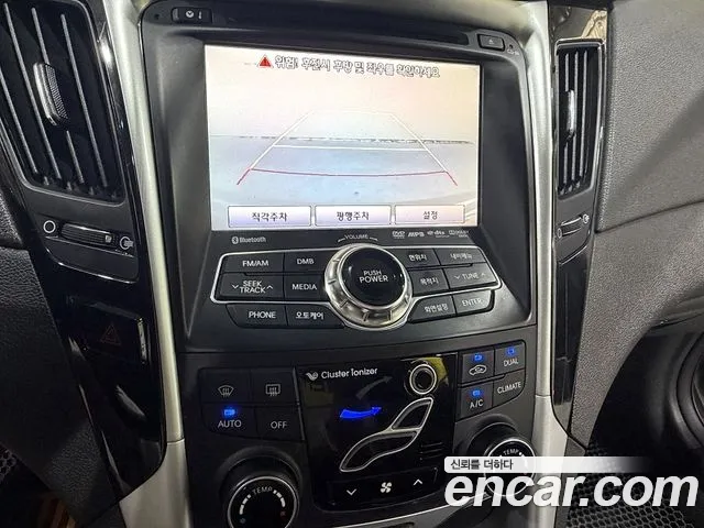Hyundai Sonata 2011 thumb 9