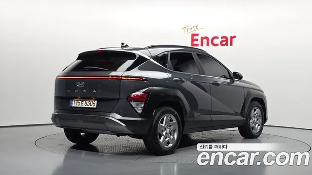 Hyundai Kona 2023 thumb 6