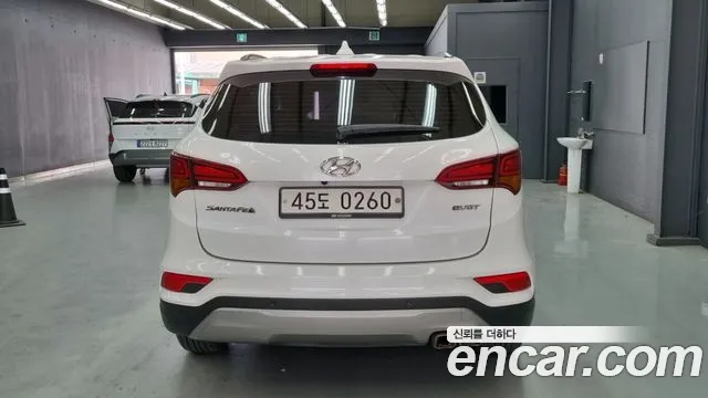 Hyundai Santa Fe 2016 thumb 4