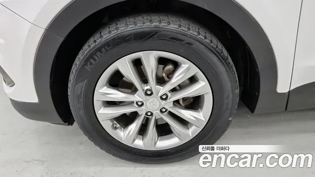 Hyundai Santa Fe 2016 thumb 5