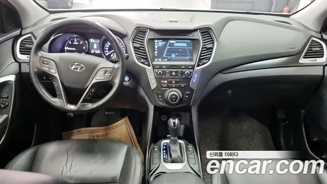 Hyundai Santa Fe 2016 thumb 7