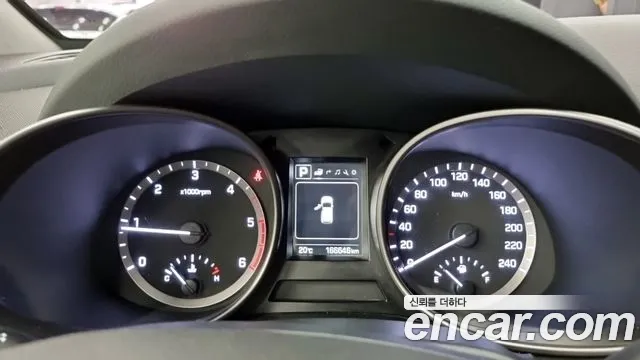 Hyundai Santa Fe 2016 thumb 8
