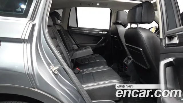 Volkswagen Tiguan 2020 thumb 7