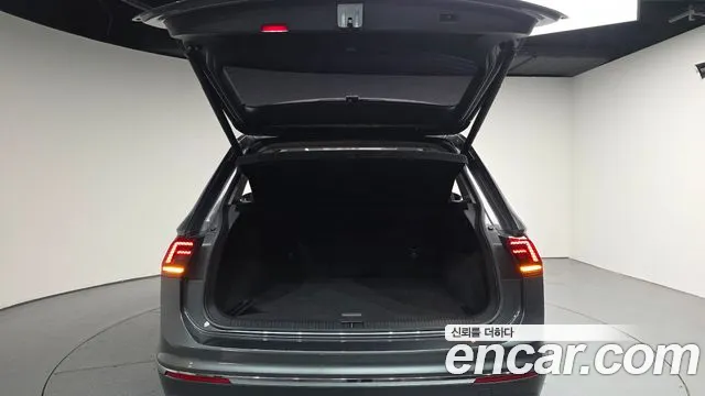 Volkswagen Tiguan 2020 thumb 10
