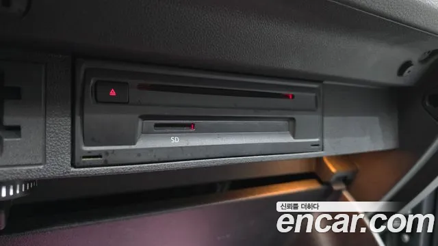 Volkswagen Tiguan 2020 thumb 3