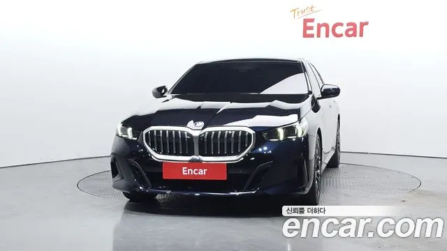 BMW 5 серии 2025 thumb 9