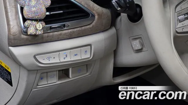 Genesis G90 2020 thumb 7