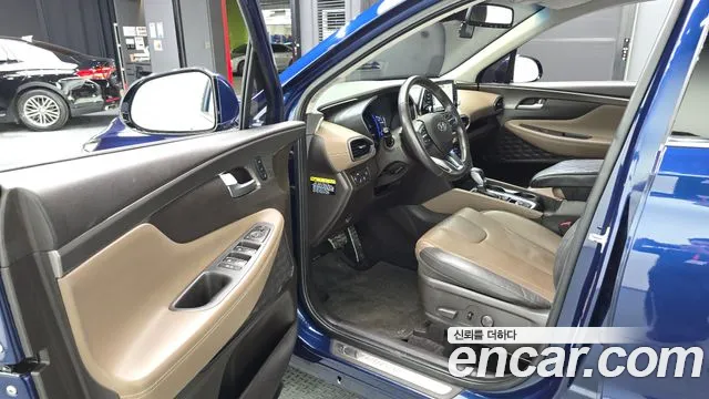 Hyundai Santa Fe 2019 thumb 4