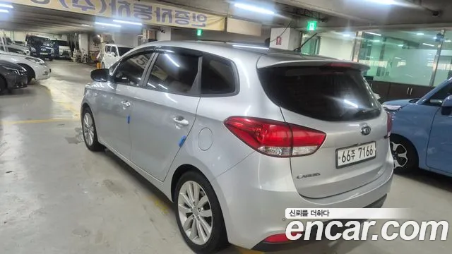 Kia Carens 2013 thumb 6