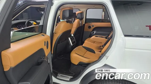 Land Rover Range Rover Sport 2019 thumb 2