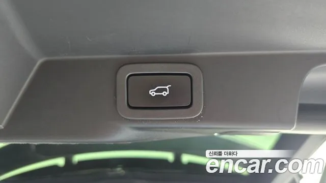 Land Rover Range Rover Sport 2019 thumb 12