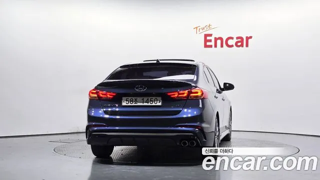 Hyundai AD 2017 thumb 9