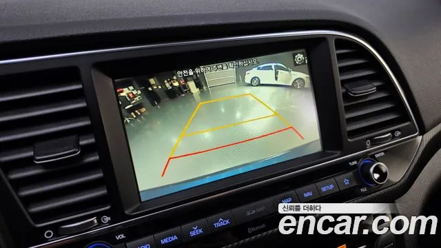 Hyundai AD 2017 thumb 12