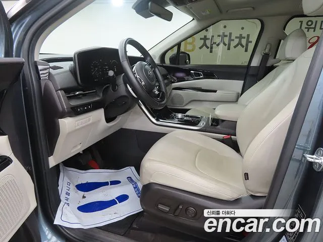 Kia Carnival 2020 thumb 8