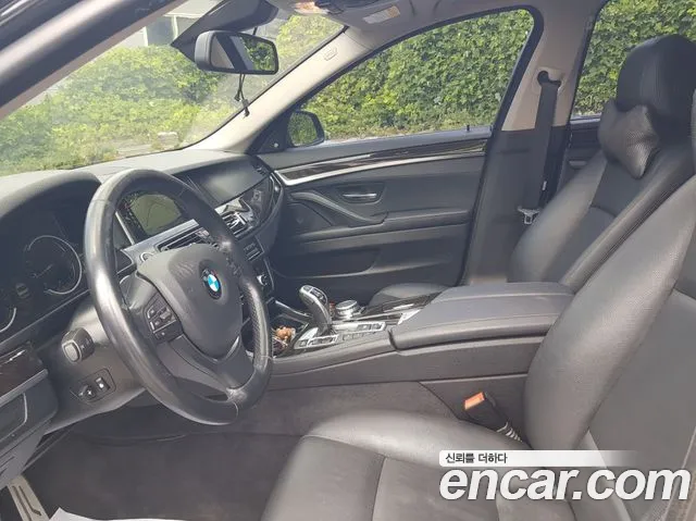 BMW 5 серии 2015 thumb 5