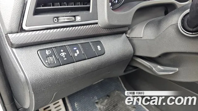 Hyundai Avante 2016 thumb 5