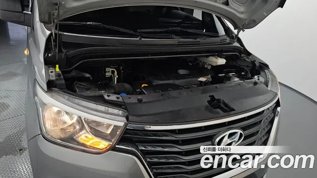 Hyundai Starex 2018 thumb 6