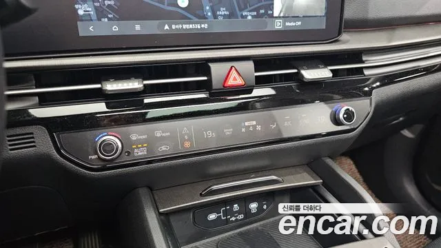 Kia Sportage 2025 thumb 8
