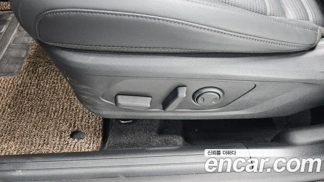 Kia Sportage 2025 thumb 4
