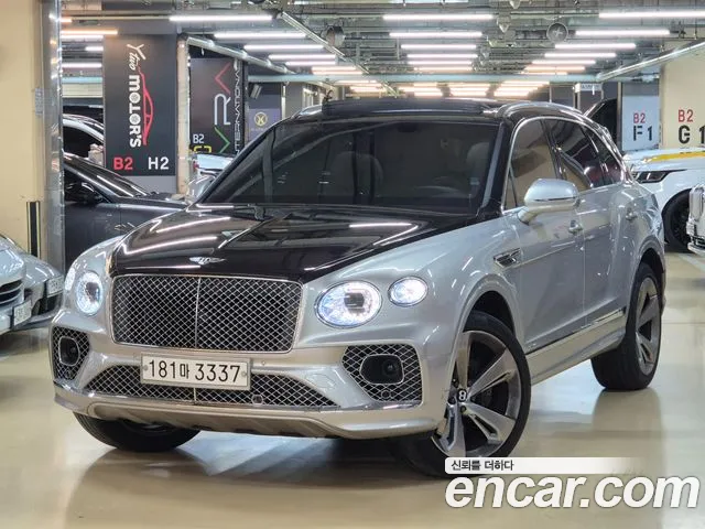 Bentley Bentayga 2023 thumb 8