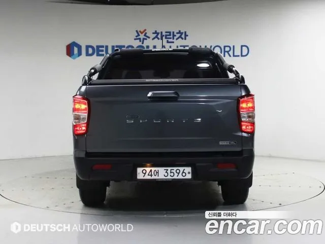 KGM Rexton 2019 thumb 2