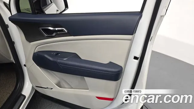 Kia Sportage 2025 thumb 4