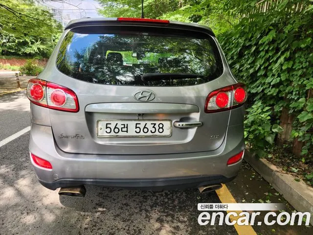 Hyundai Санта Фе 2011 thumb 9