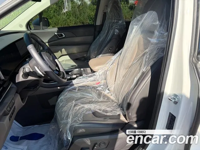 Kia Carnival 2024 thumb 2