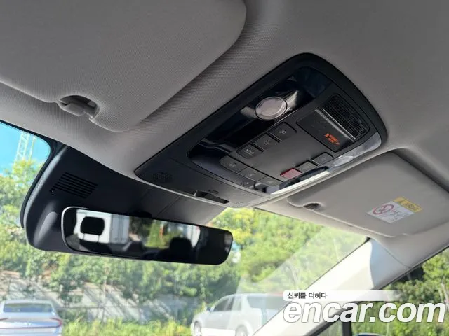 Kia Carnival 2024 thumb 6