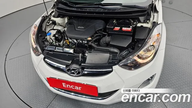 Hyundai Avante 2011 thumb 5