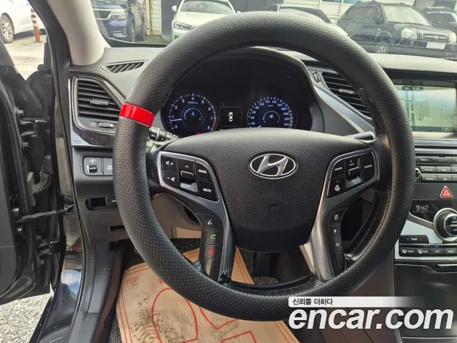 Hyundai Grandeur 2015 thumb 2
