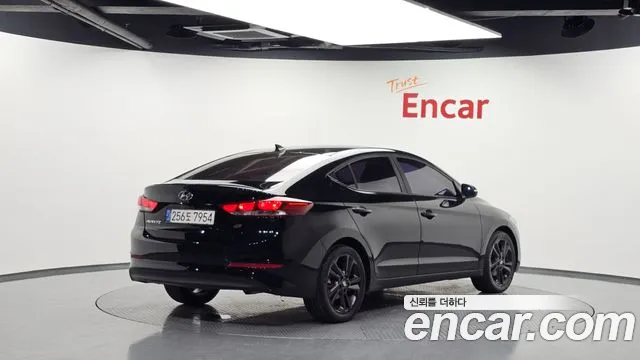 Hyundai Avante 2016 thumb 5