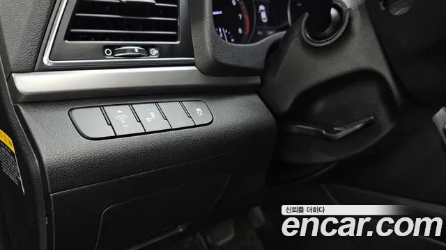 Hyundai Avante 2016 thumb 12