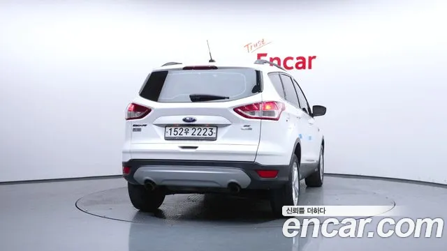 Ford Escape 2015 thumb 5