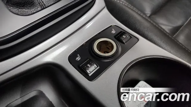 Ford Escape 2015 thumb 9